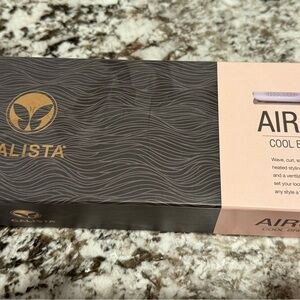 Calista AirGlide Cool Breeze Styler - Black and Gold